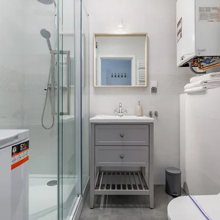 Apartment Kropli Baltyku Elegant By Renters Darlowo
